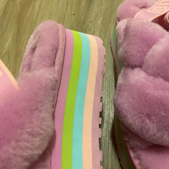 Ugg Multicolored Disco Knot Slides Size 10 - Picture 5 of 16